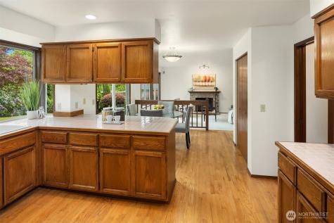 24346 SE 43rd Place Sammamish WA 98029