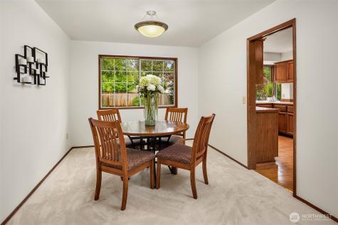 24346 SE 43rd Place Sammamish WA 98029