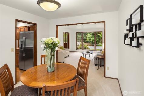 24346 SE 43rd Place Sammamish WA 98029