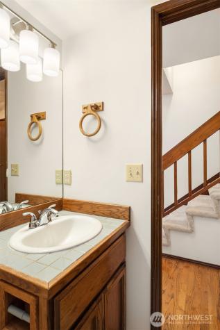 24346 SE 43rd Place Sammamish WA 98029