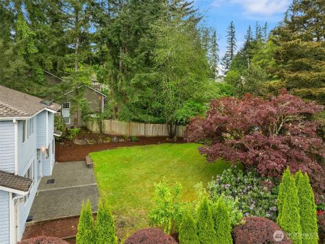 24346 SE 43rd Place Sammamish WA 98029