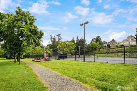 24346 SE 43rd Place Sammamish WA 98029