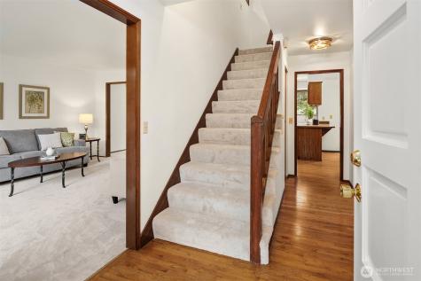24346 SE 43rd Place Sammamish WA 98029