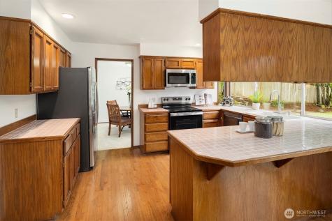 24346 SE 43rd Place Sammamish WA 98029