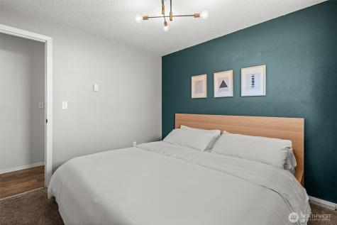 1756 S 42nd Street Tacoma WA 98418