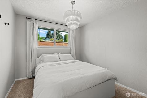 1756 S 42nd Street Tacoma WA 98418