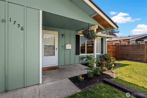 1756 S 42nd Street Tacoma WA 98418
