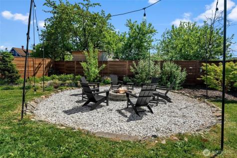 1756 S 42nd Street Tacoma WA 98418