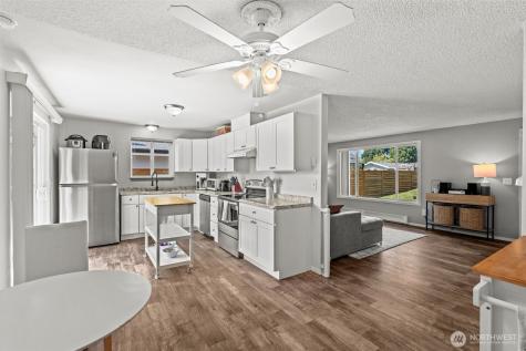 1756 S 42nd Street Tacoma WA 98418