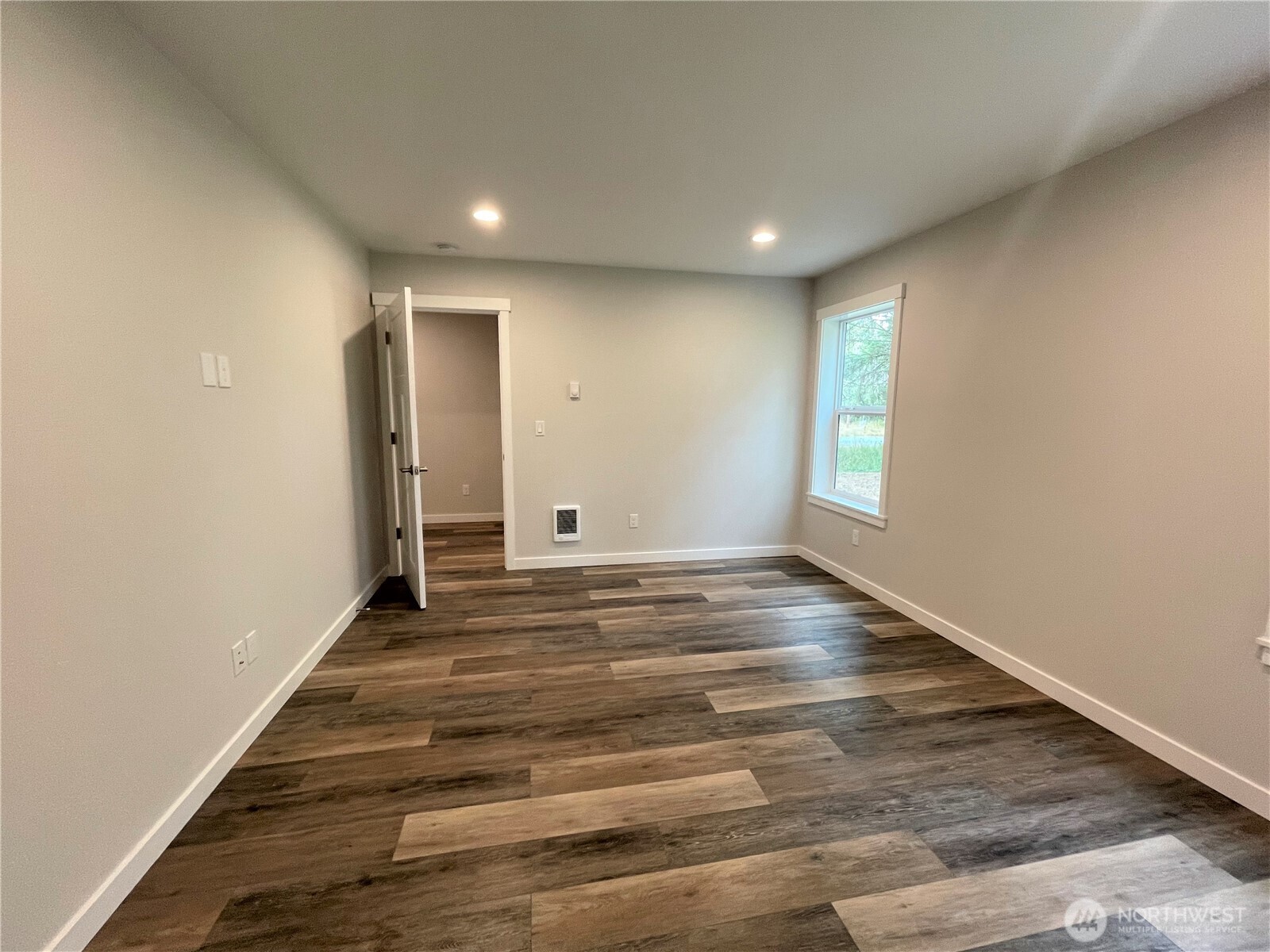 387 Sextans Avenue SW Ocean Shores WA 98569