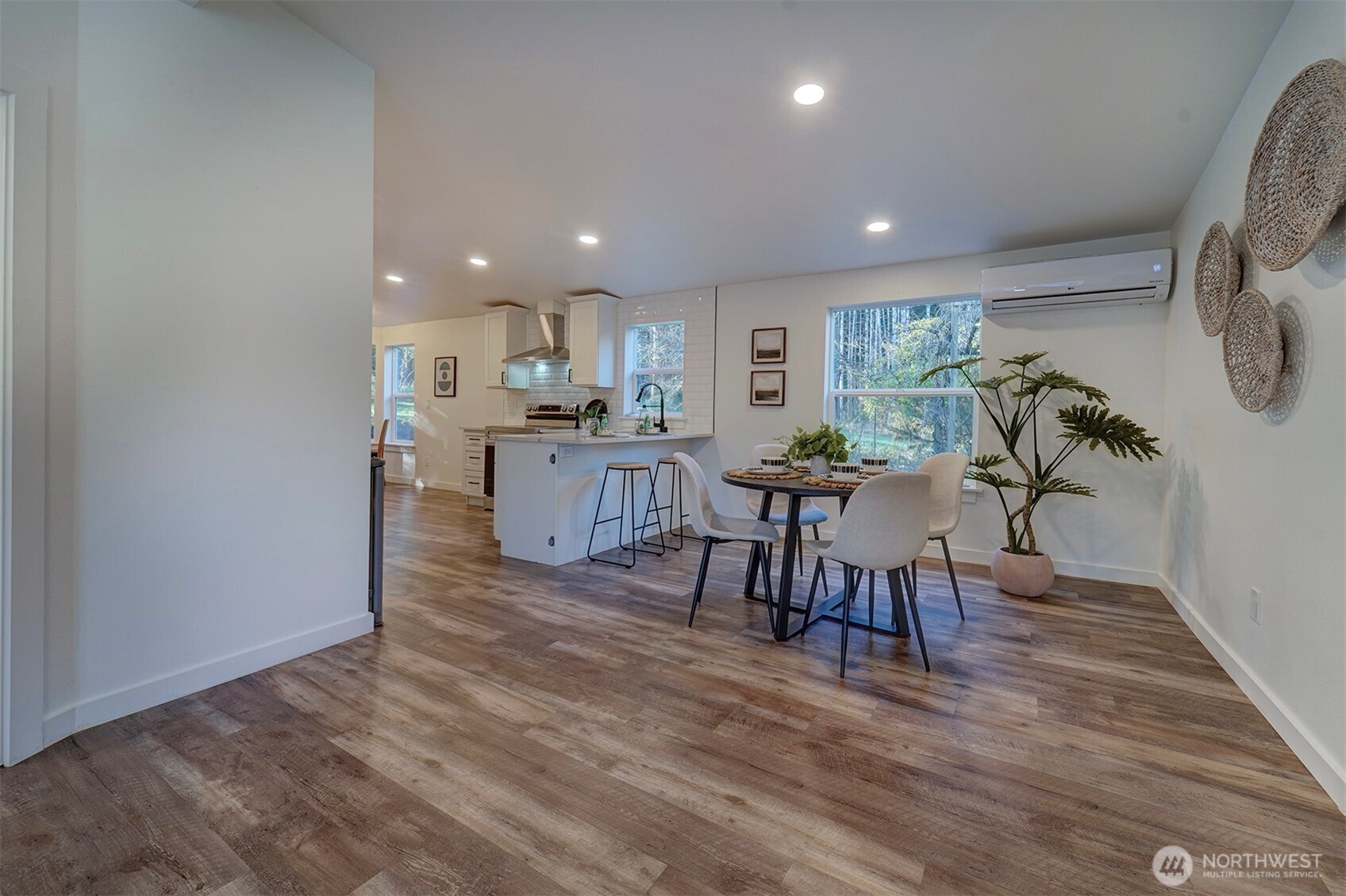 42 E Mossflower Lane Grapeview WA 98546