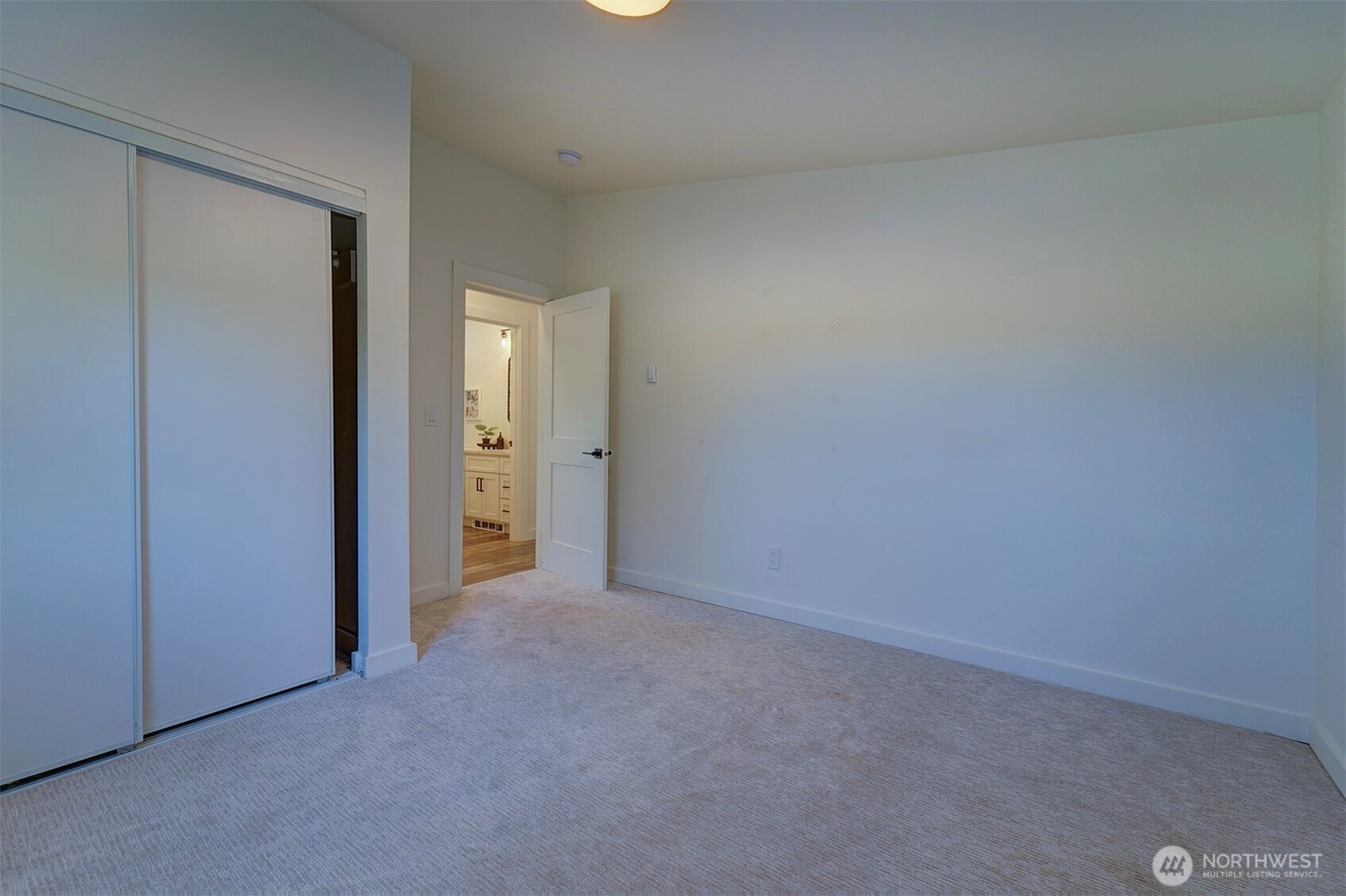 42 E Mossflower Lane Grapeview WA 98546