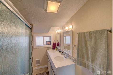 1213 269th Place Ocean Park WA 98640