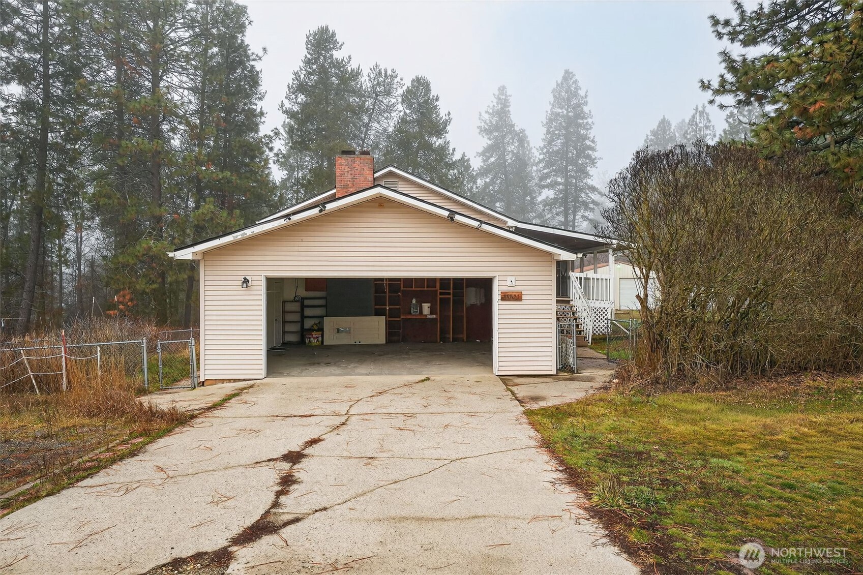 38821 N Newport Highway Elk WA 99009
