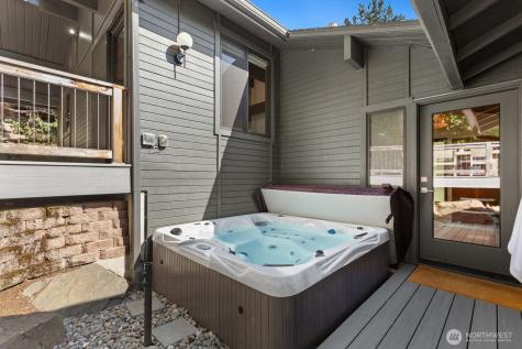 1218 NW 118th Street Seattle WA 98177