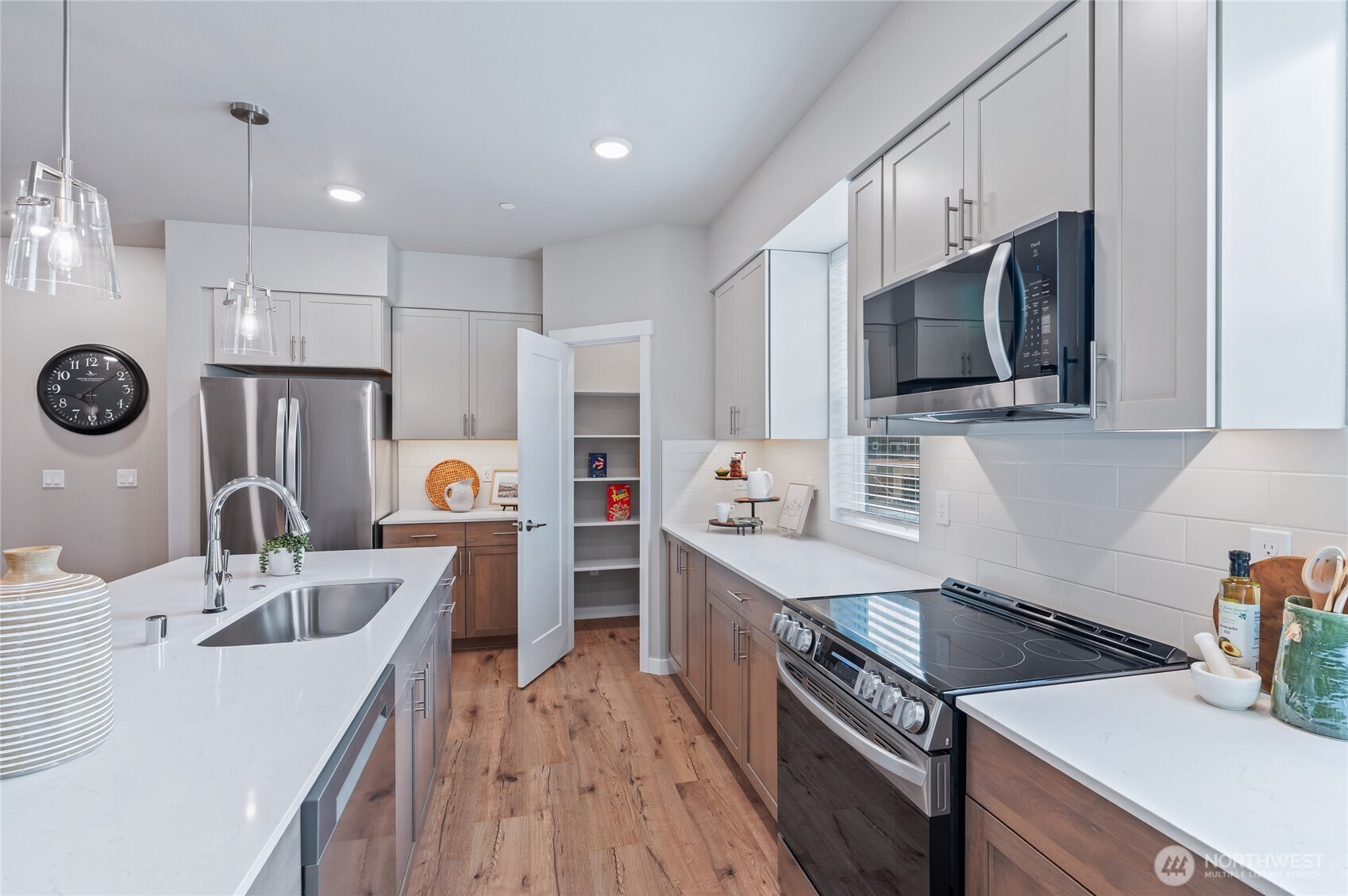 14424 Madison Way Lynnwood WA 98087
