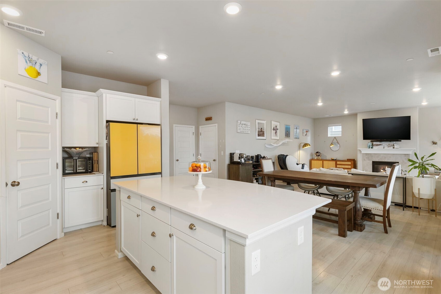 962 Thrush Court SE Port Orchard WA 98366