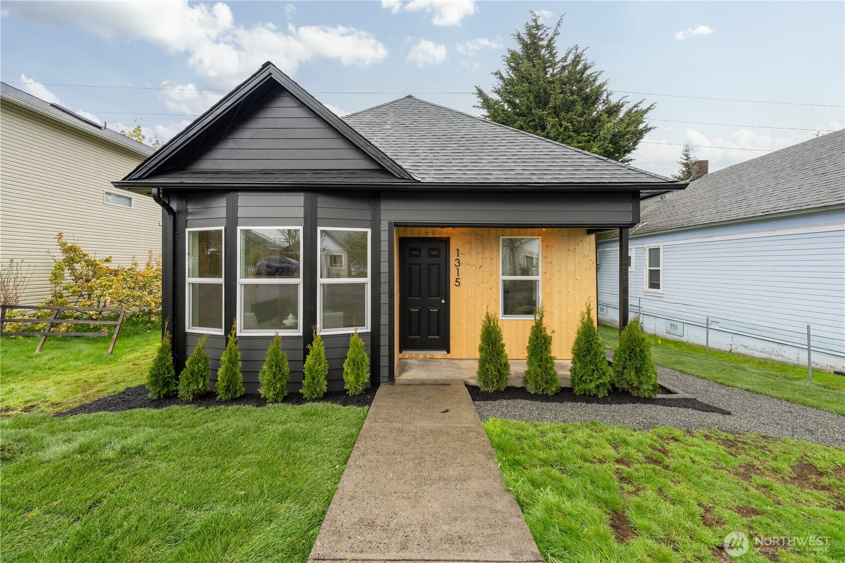 1315 E Marine View Drive Everett WA 98201