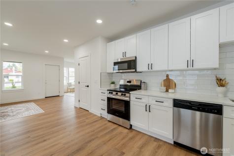 1315 E Marine View Drive Everett WA 98201