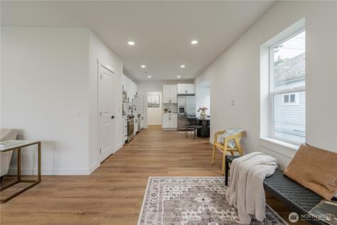 1315 E Marine View Drive Everett WA 98201