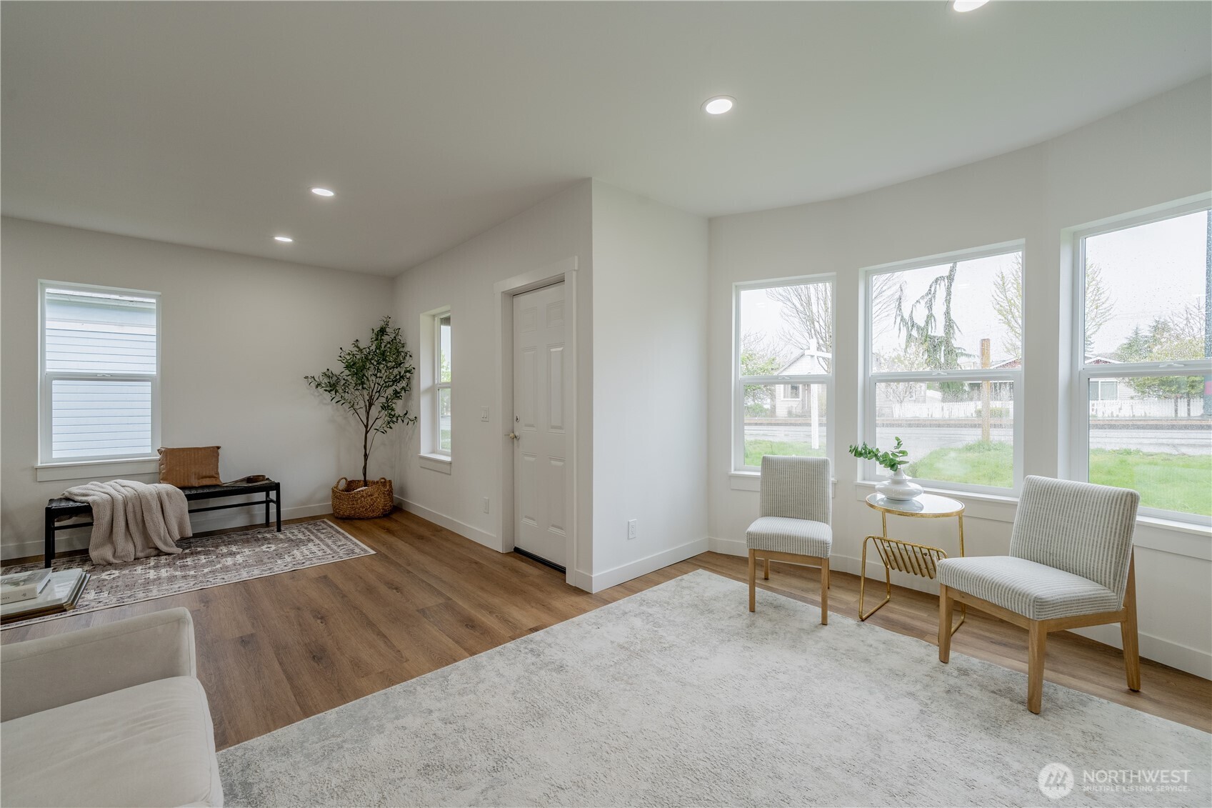 1315 E Marine View Drive Everett WA 98201