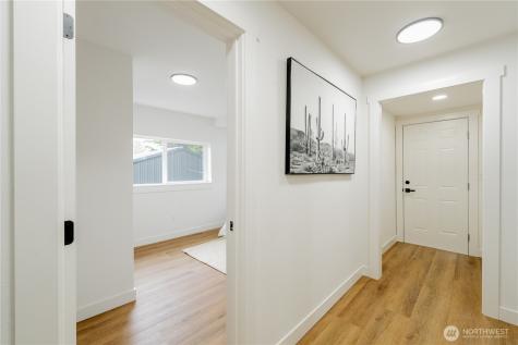 1315 E Marine View Drive Everett WA 98201