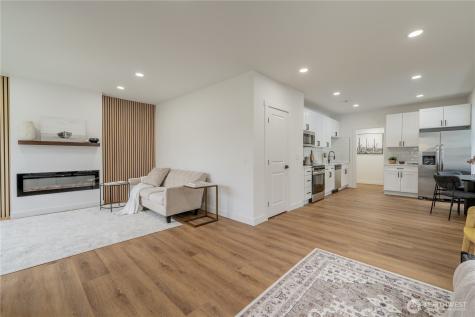 1315 E Marine View Drive Everett WA 98201