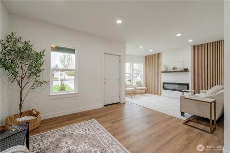 1315 E Marine View Drive Everett WA 98201