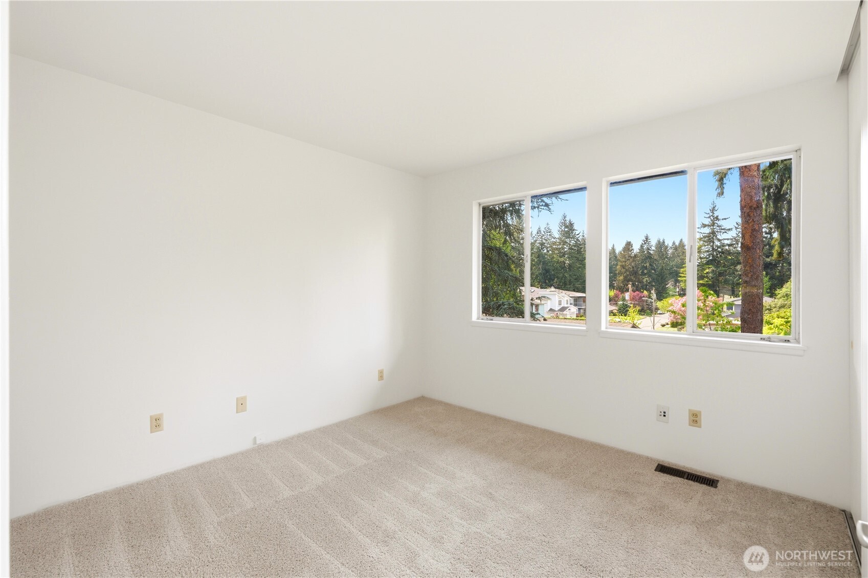 14613 SE 16th Place Bellevue WA 98007