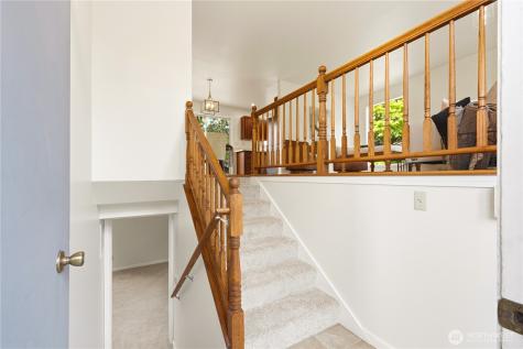 14613 SE 16th Place Bellevue WA 98007