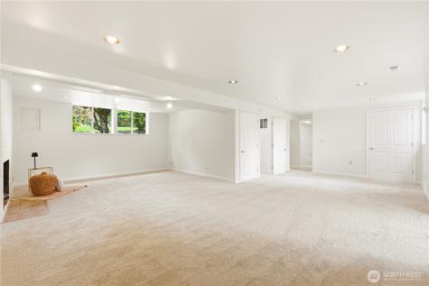 14613 SE 16th Place Bellevue WA 98007