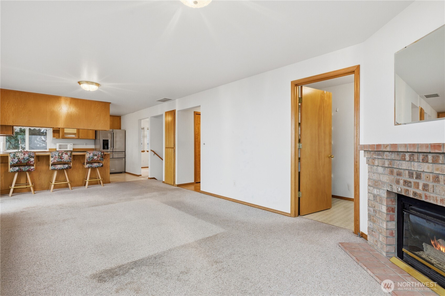 1924 5th Street SE Puyallup WA 98372