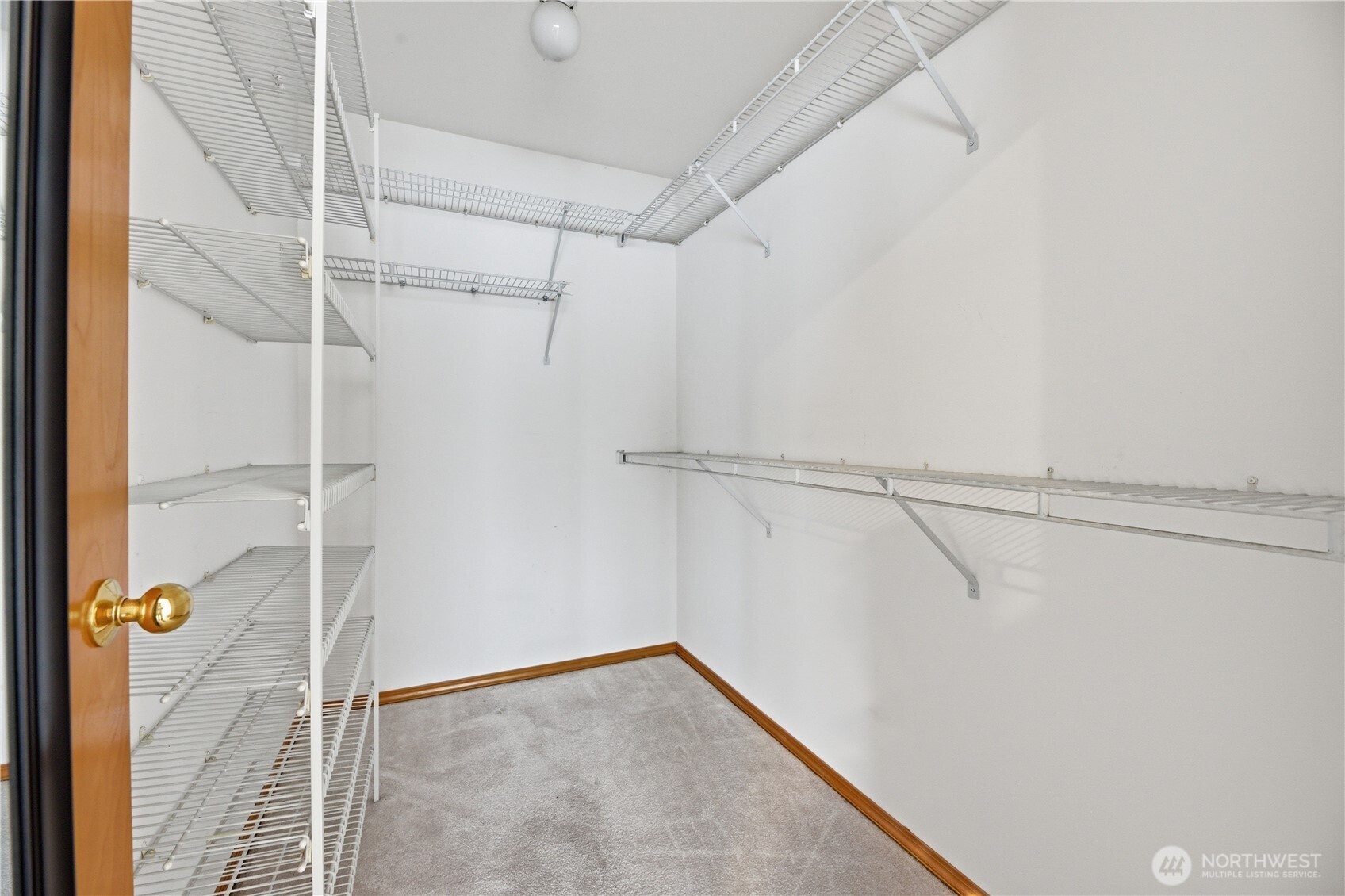 1924 5th Street SE Puyallup WA 98372
