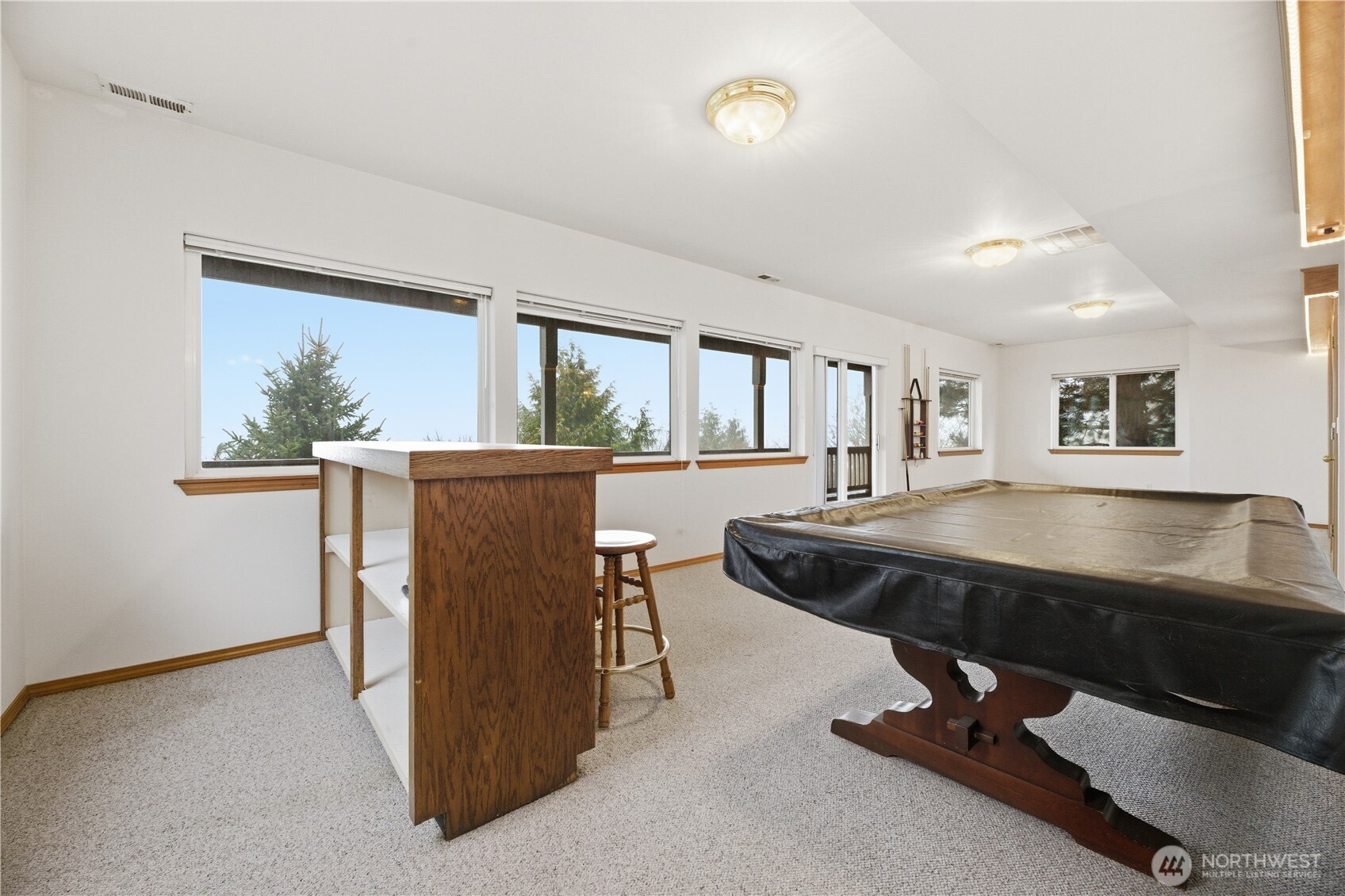 1924 5th Street SE Puyallup WA 98372