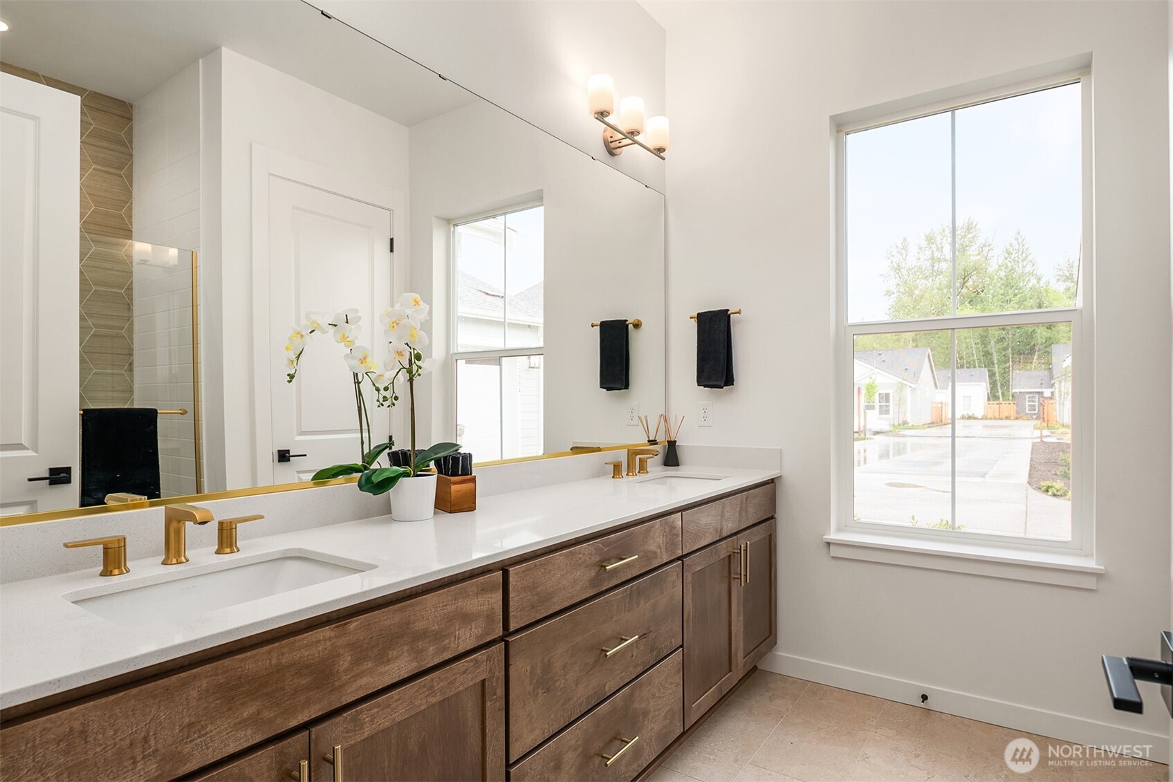 33954 Buckeye Avenue SE Black Diamond WA 98010