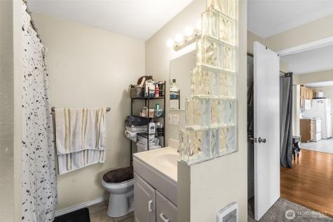 861 S 72nd Street Tacoma WA 98408