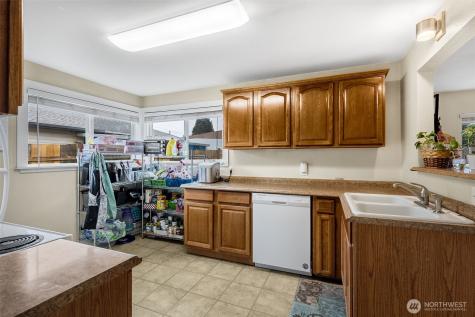 861 S 72nd Street Tacoma WA 98408