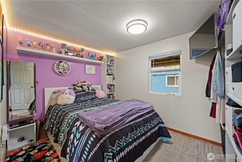 4425 Meridian Avenue N Tulalip WA 98271