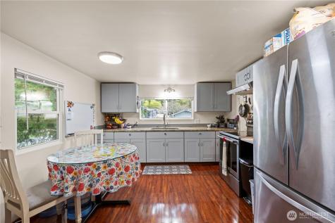 4425 Meridian Avenue N Tulalip WA 98271