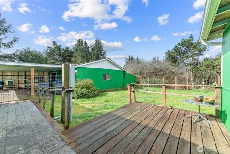 1125 State Route 105 Grayland WA 98547