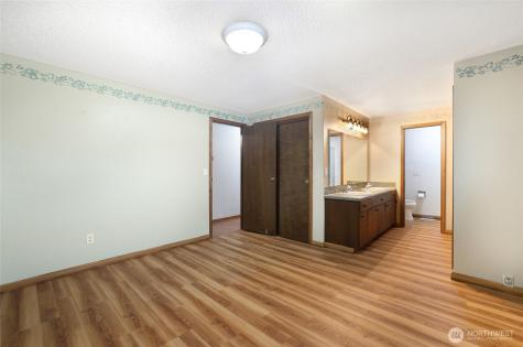 2715 148th Street Ct E Tacoma WA 98445
