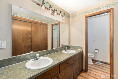 2715 148th Street Ct E Tacoma WA 98445