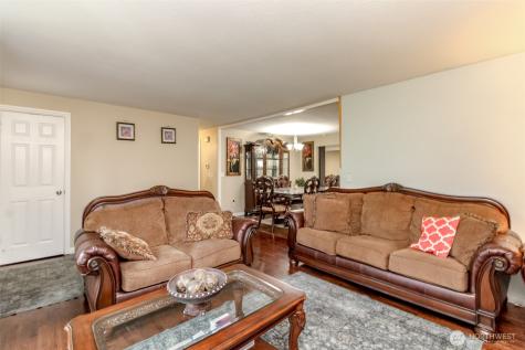 10543 SE 228th Street Kent WA 98031