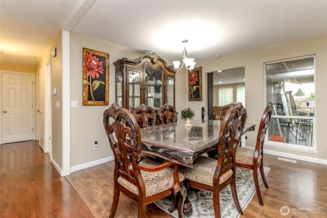 10543 SE 228th Street Kent WA 98031