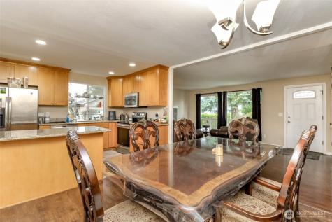 10543 SE 228th Street Kent WA 98031