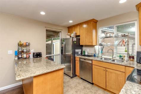 10543 SE 228th Street Kent WA 98031
