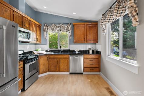 7112 55th Place NE Marysville WA 98270