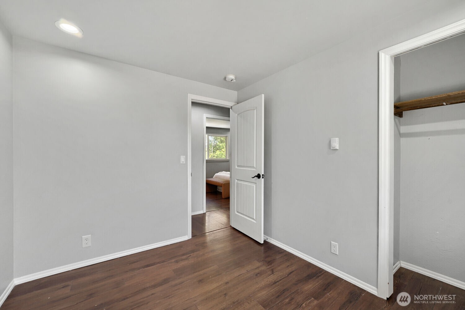 217 Capri Place Everett WA 98203