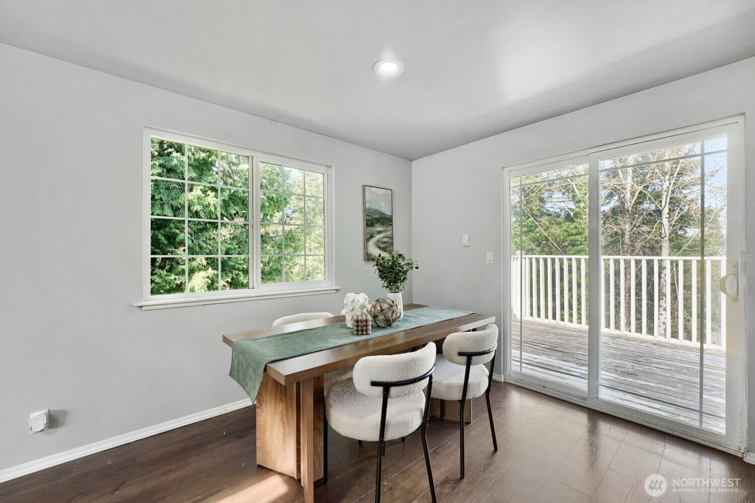 217 Capri Place Everett WA 98203