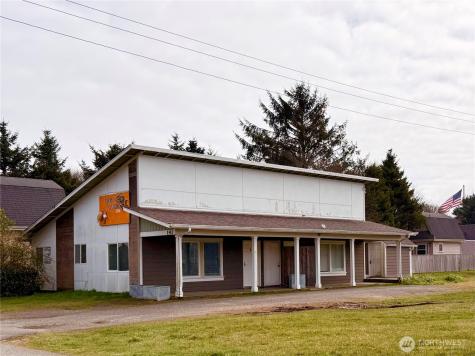 141 Barnacles Street NW Ocean Shores WA 98569